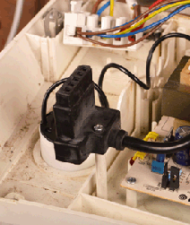 al cb 28 gv connector voltage test set up 2.gif